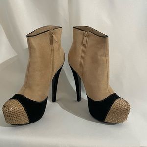 Luichiny Black and Tan Rhinestone Booties Size 9